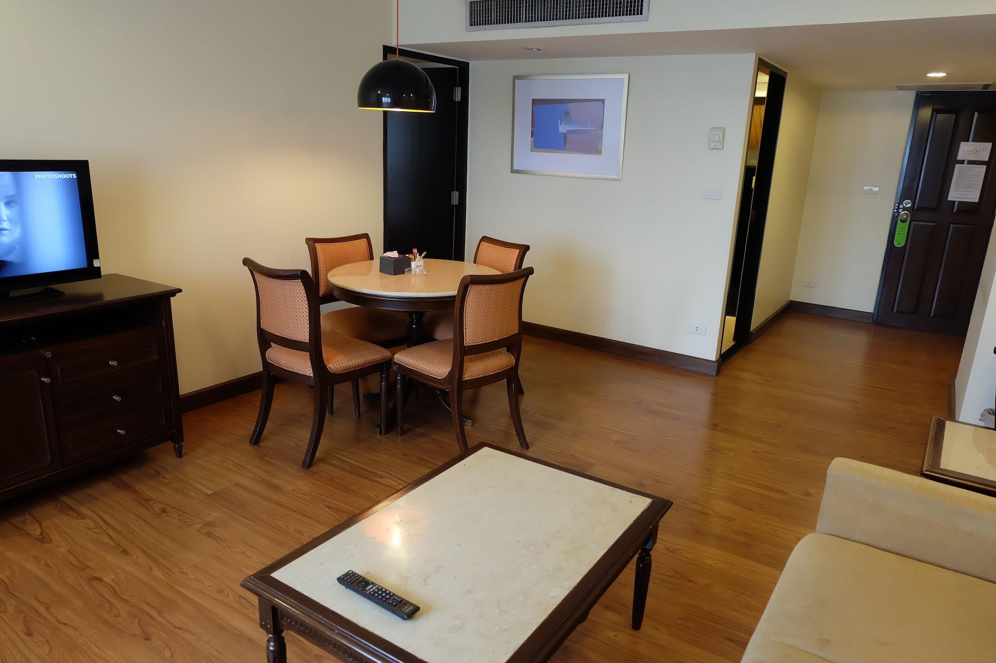 Omni Tower Sukhumvit Nana By Compass Hospitality * Bangkok