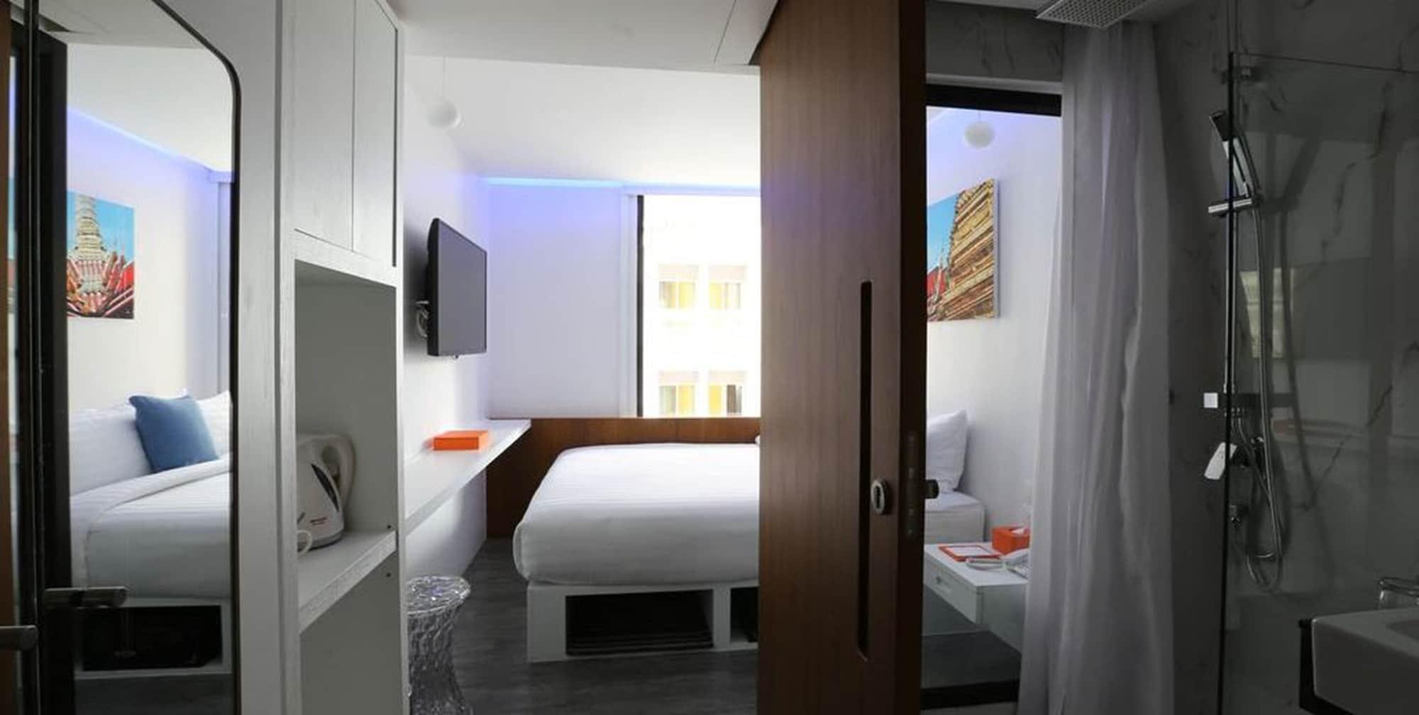 S Box Sukhumvit 3*