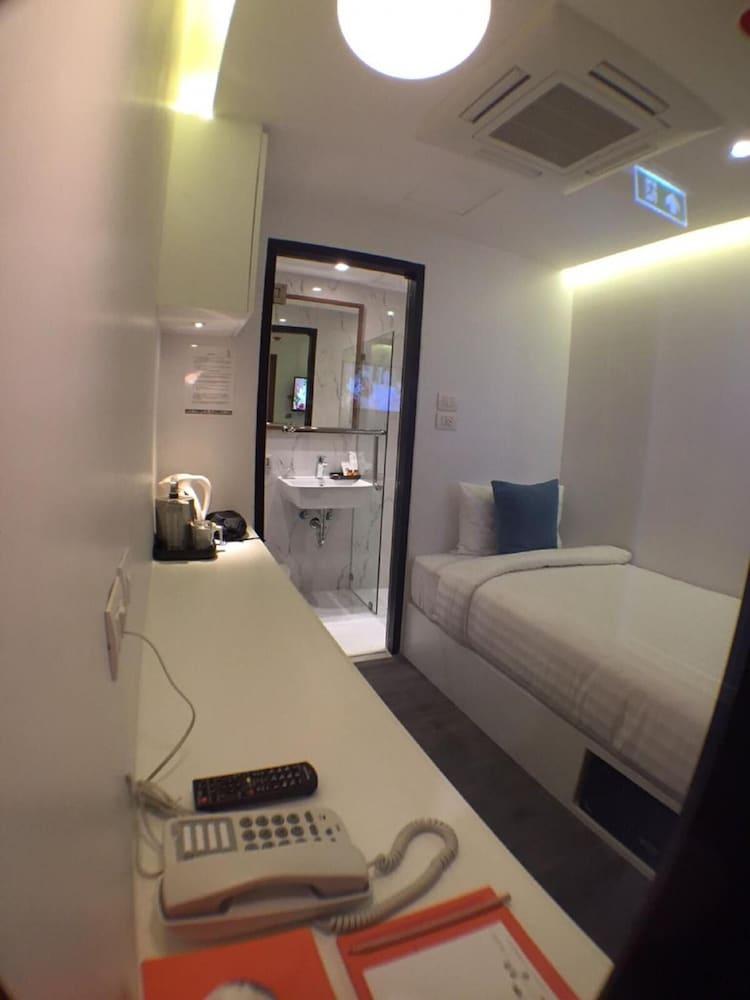 Hotel S Box Sukhumvit
