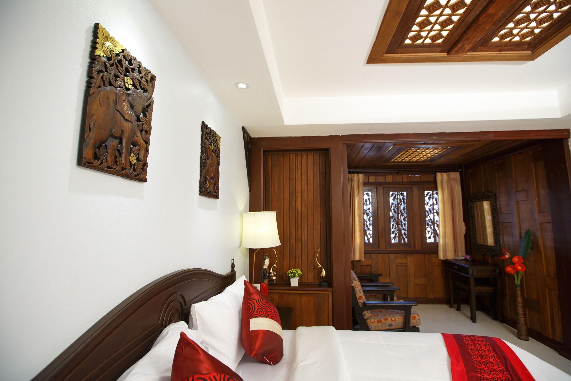 Chang Siam Inn