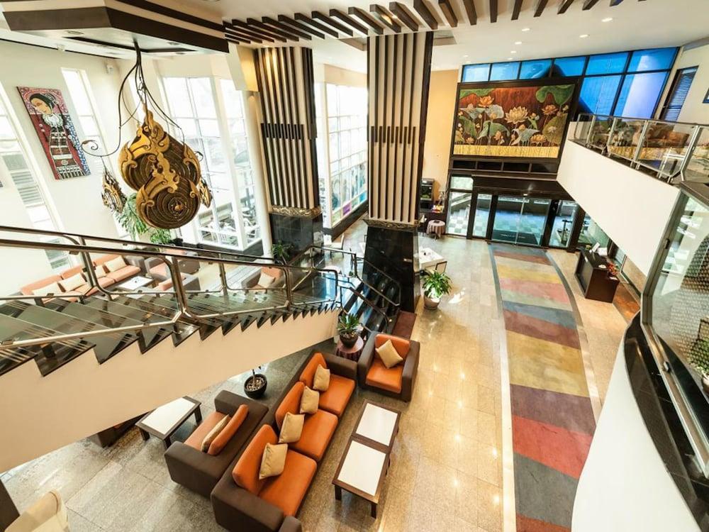 Hotel Pinnacle Lumpinee Park