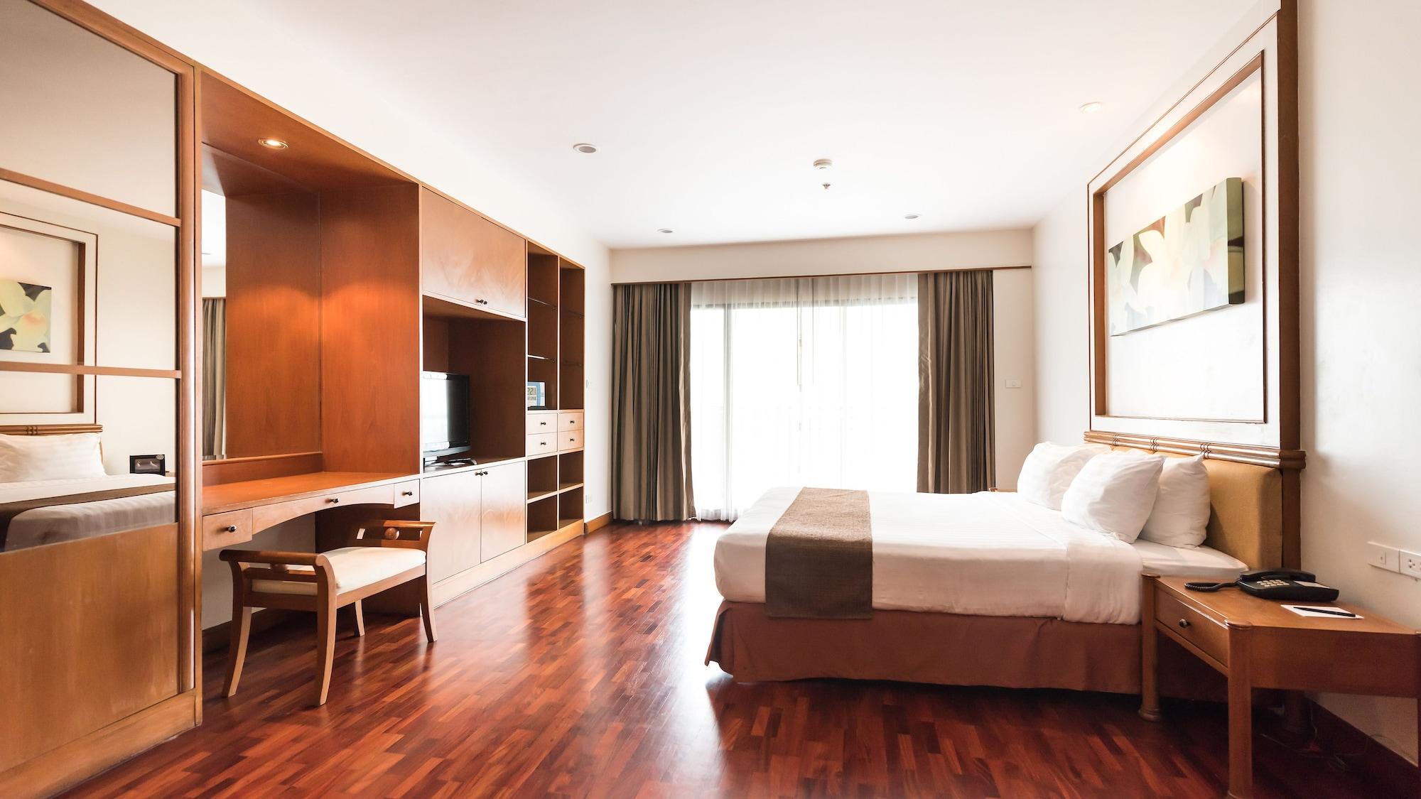 Apartment Somerset Park Suanplu *