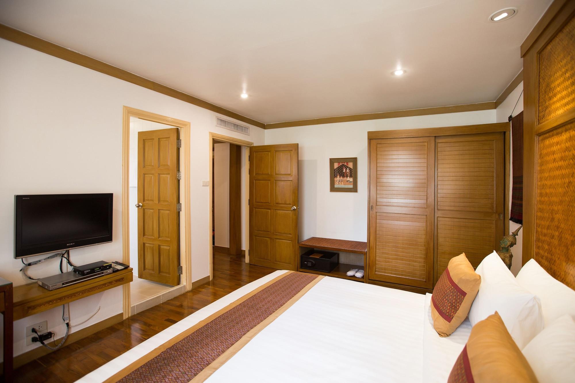 The Tarntawan Surawong 4*