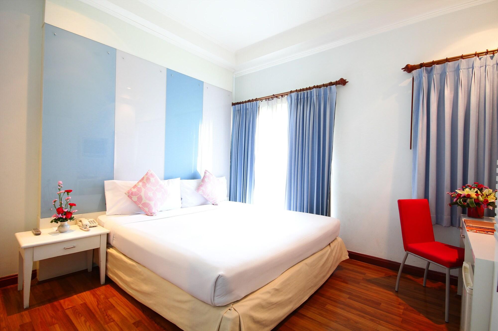 Hotel Calypzo 3*