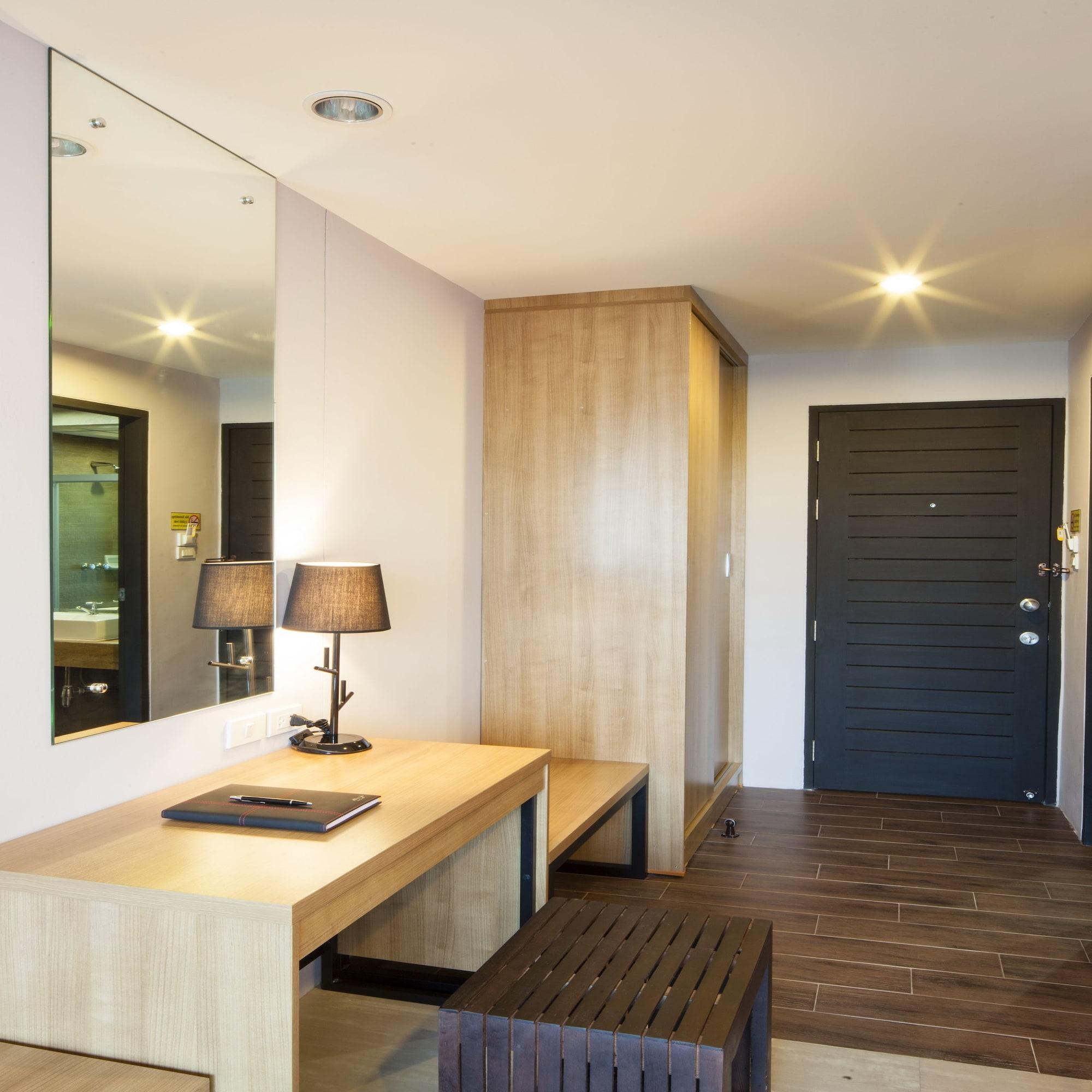 Livotel Lat Phrao Hotel 4*