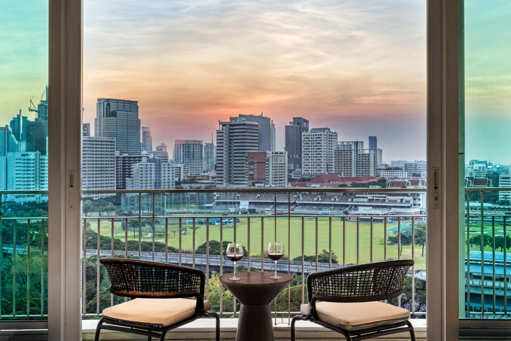 Dusit Ratchadamri,