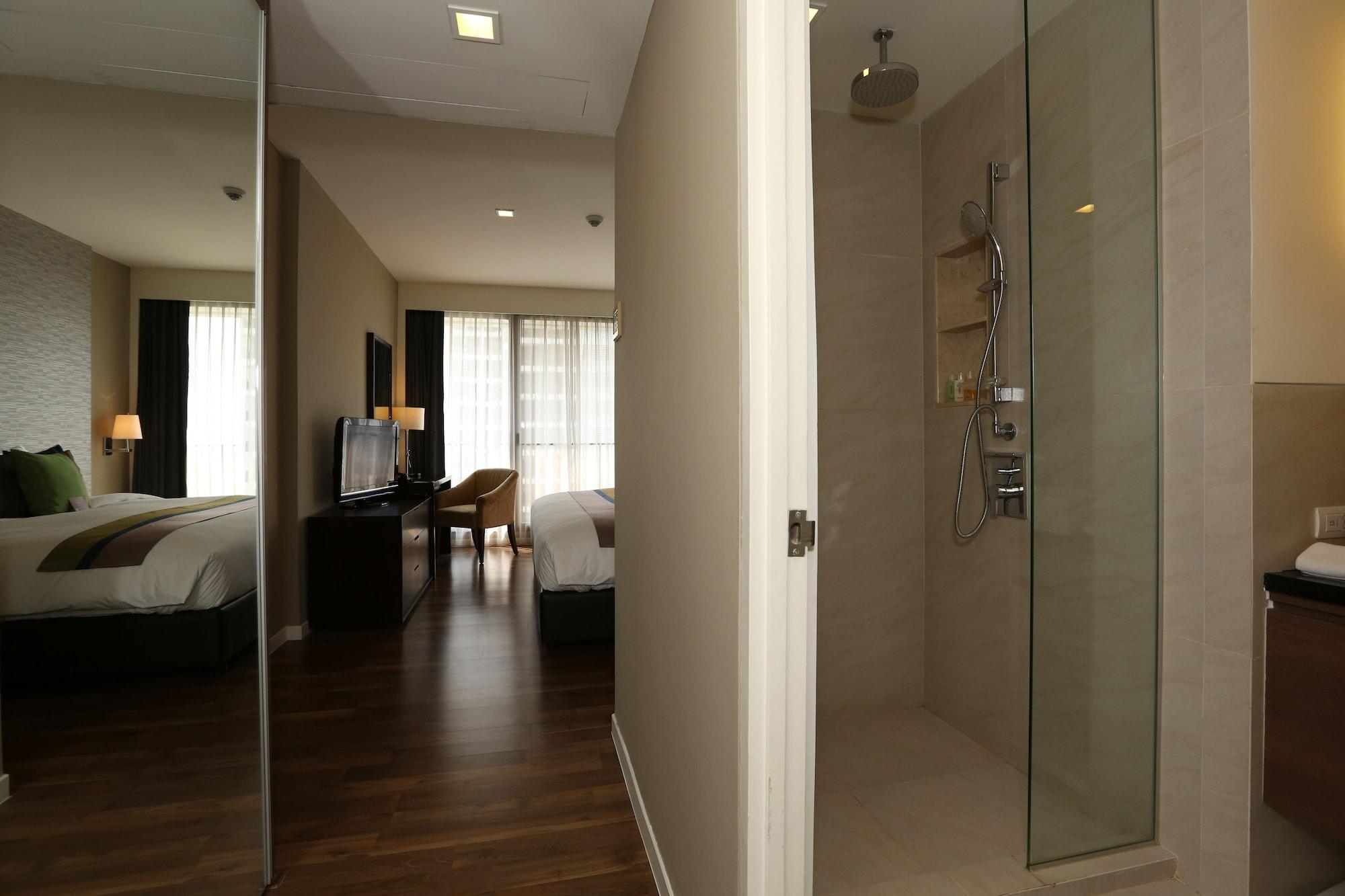 Bangna Pride & Hotel Bangkok