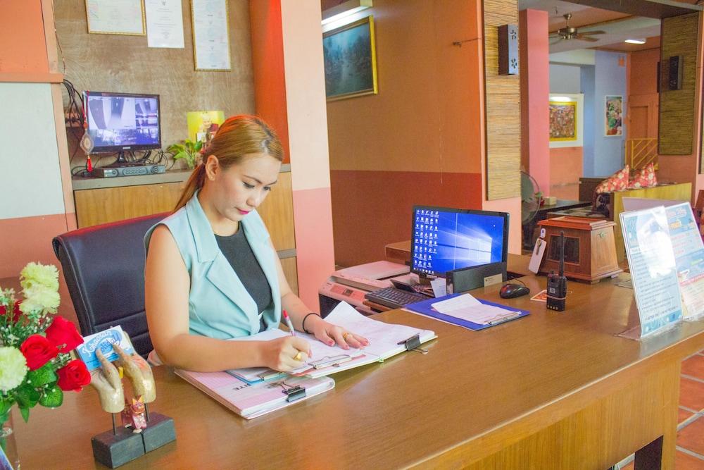 Khaosan Hotel