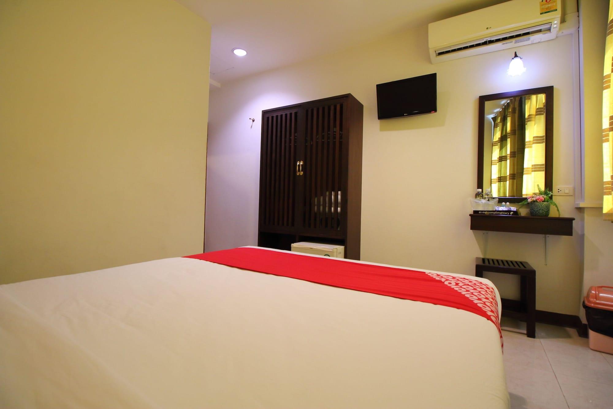 Hotel Super Oyo 484 Pannee Khaosan Sha Plus