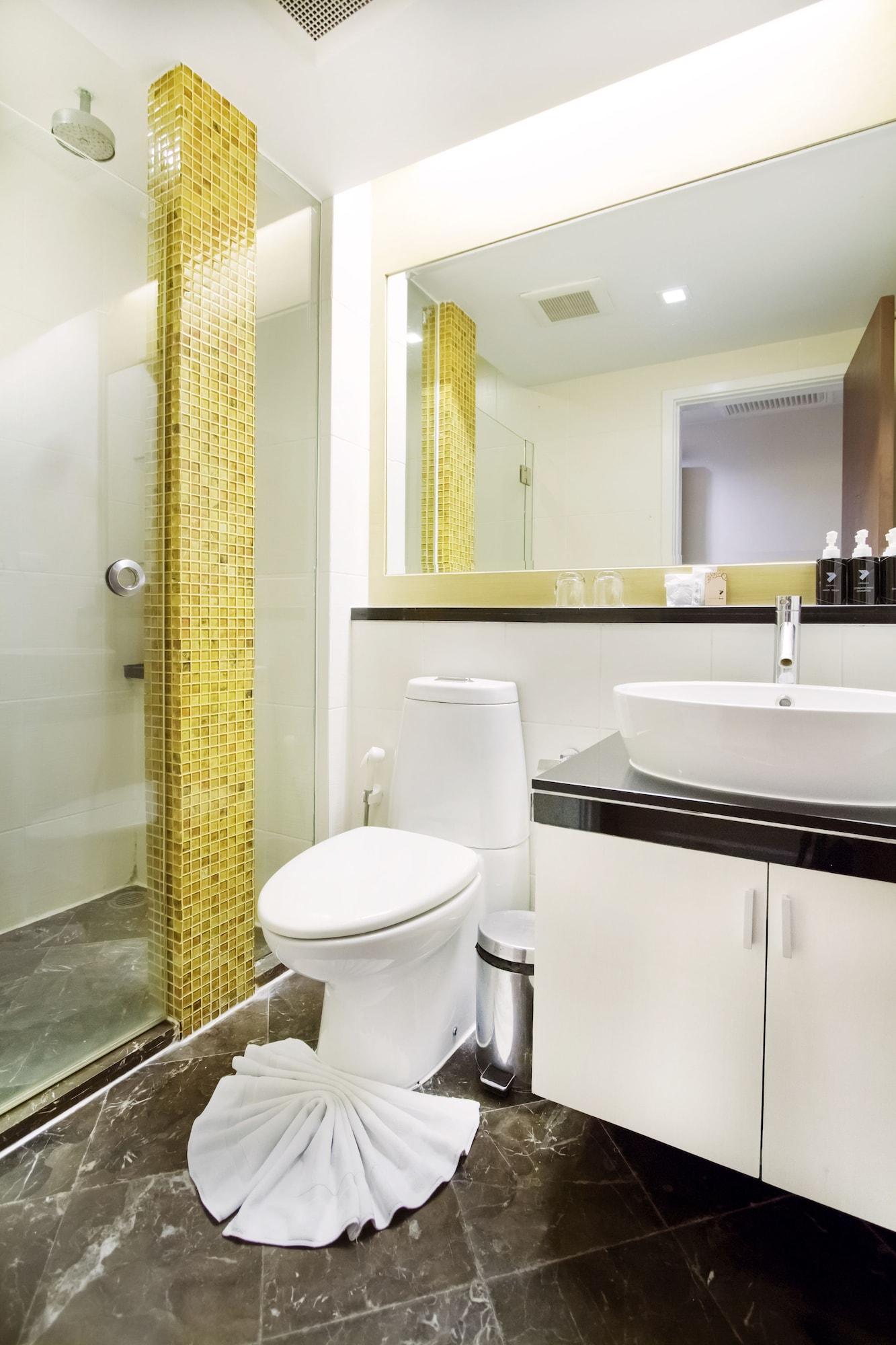 Hotel Urbana Langsuan 5*