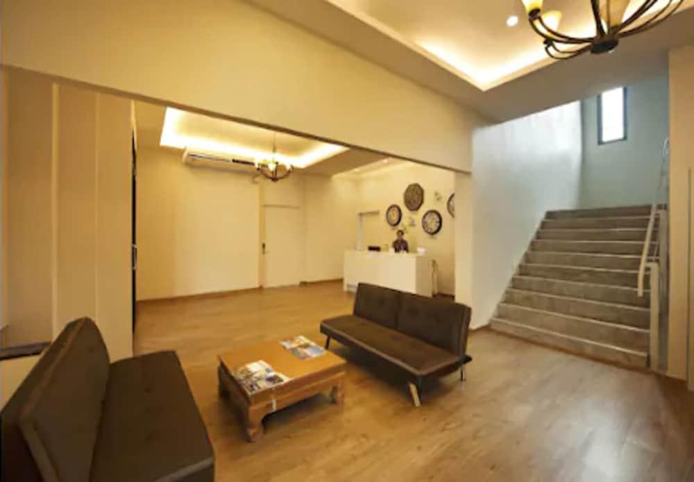 Panini Hotel