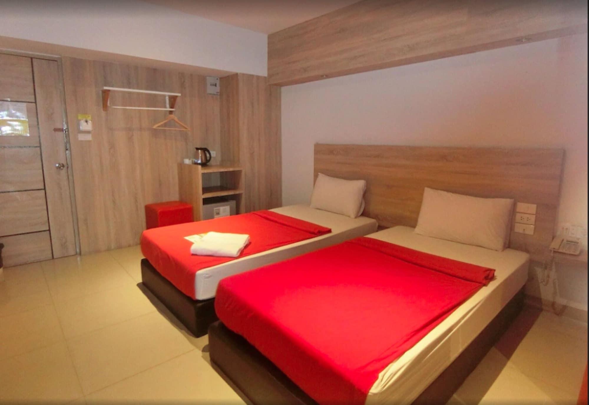 48 Donmuang Airport Hotel 3*