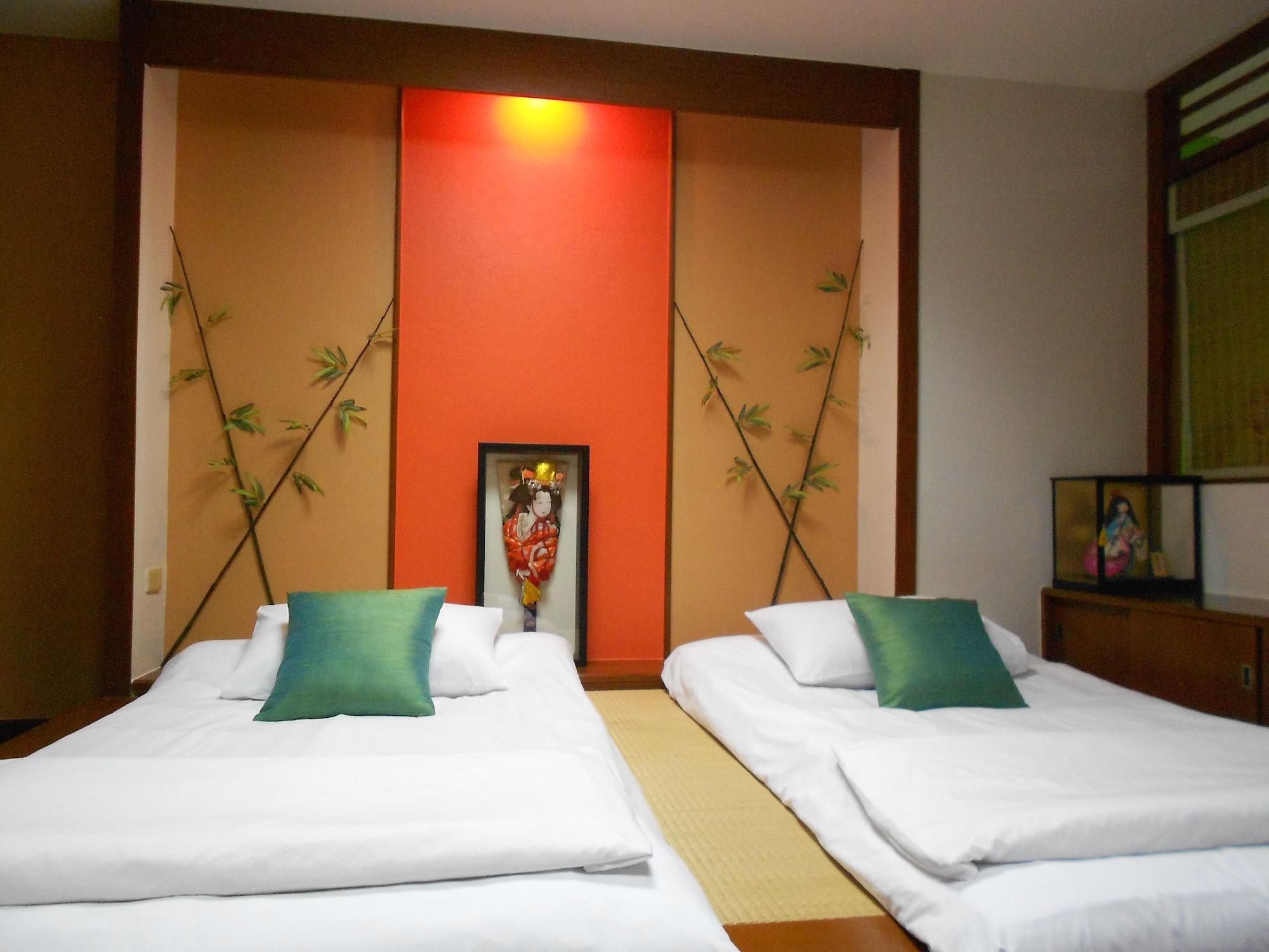 B.s. Court Sathorn
