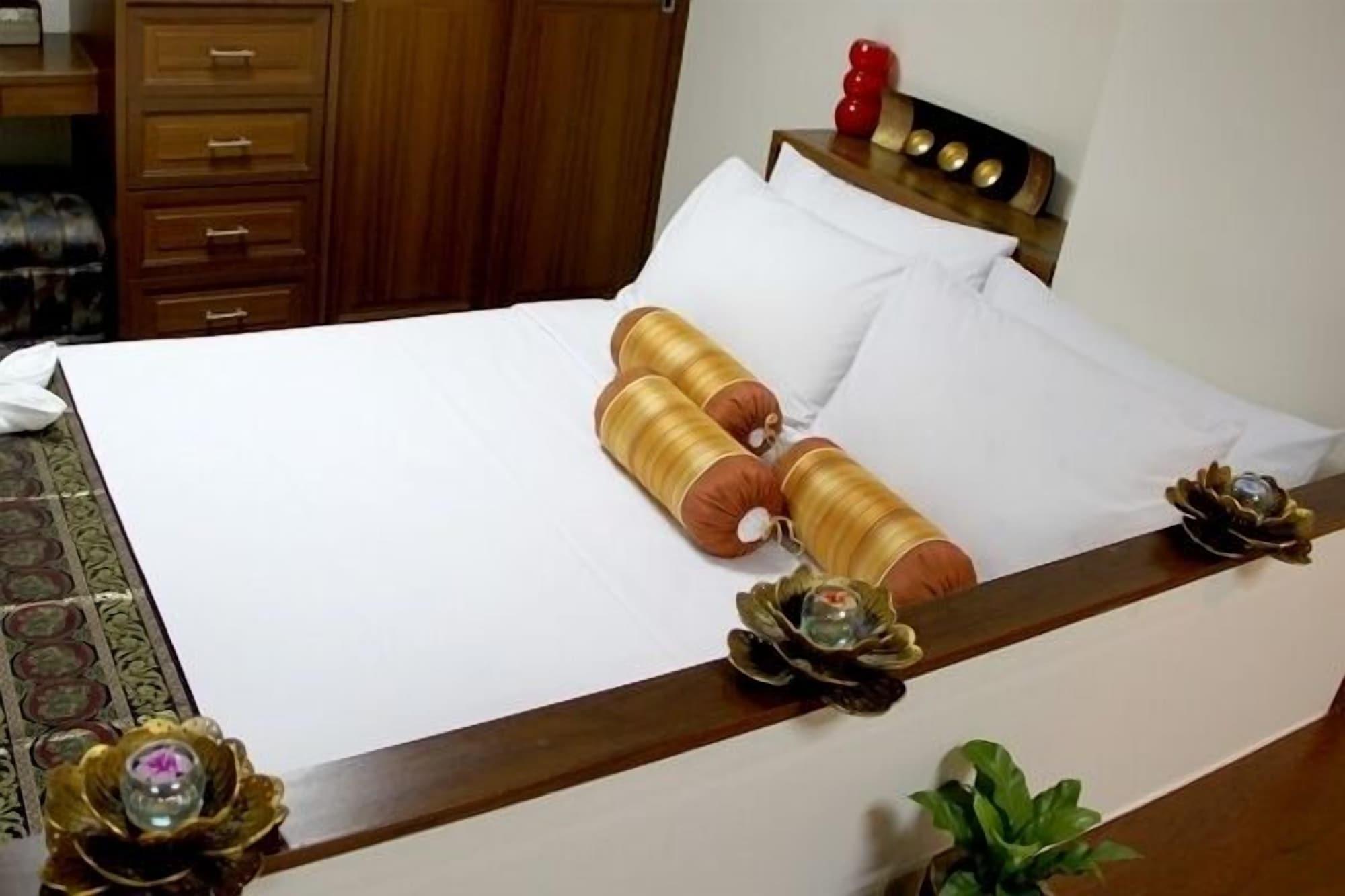 B.s. Court Sathorn Hotel Bangkok