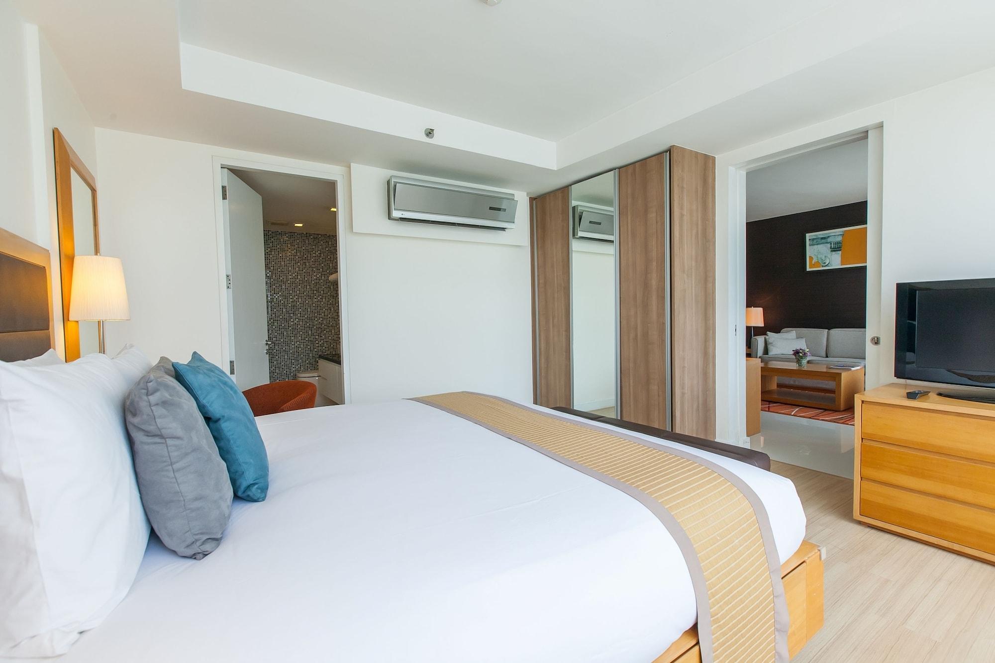 Oakwood Sukhumvit 24 Hotel