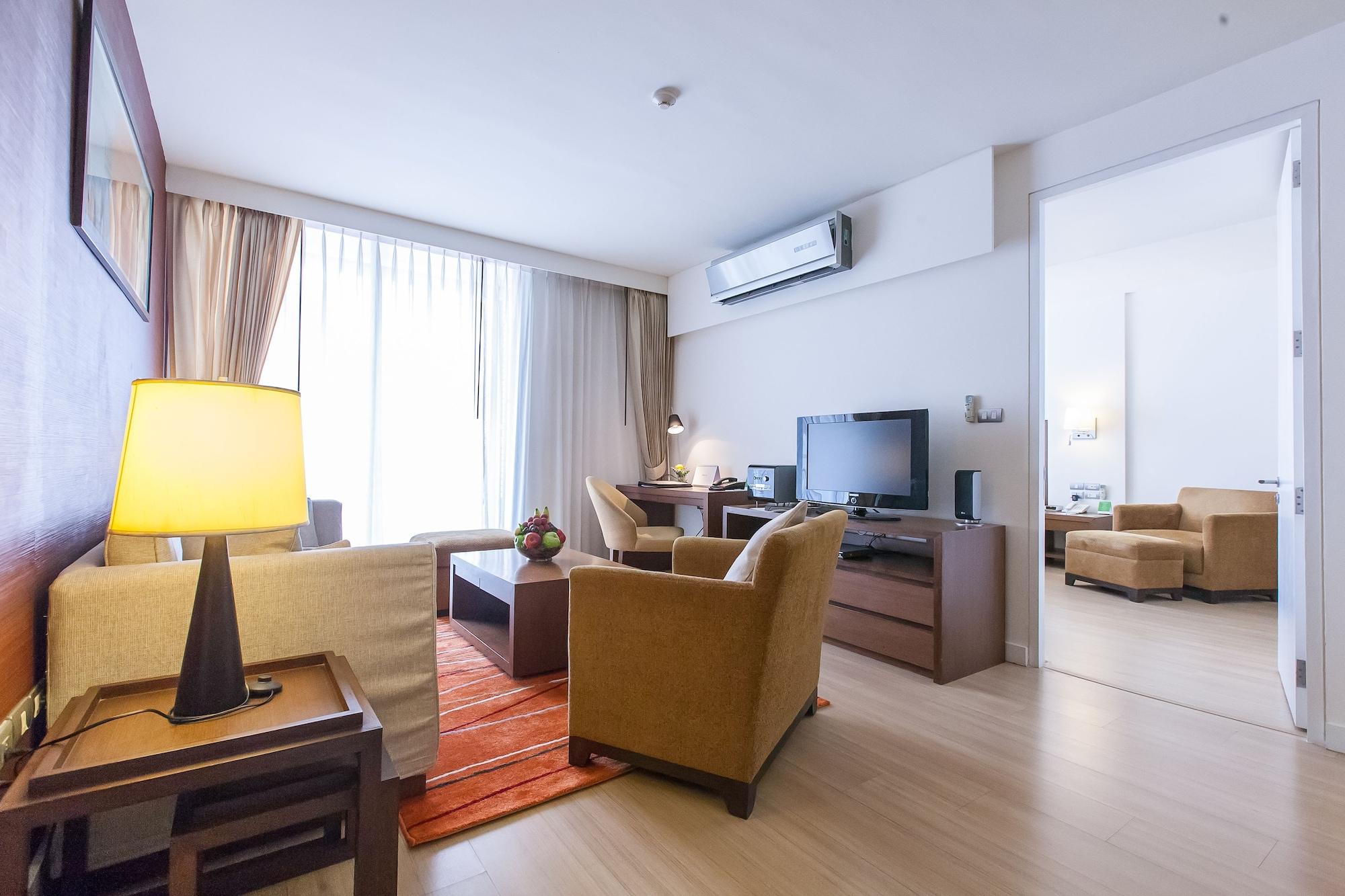 Oakwood Sukhumvit 24 4*