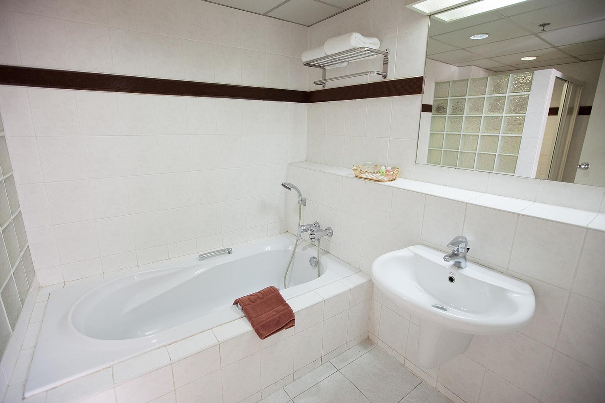 Hotel The Aiyapura Bangkok