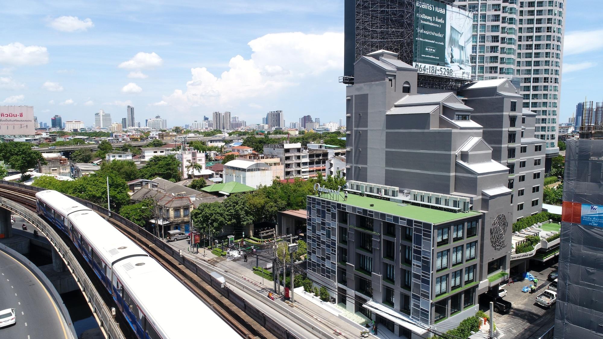 Oakwood & 4* Bangkok