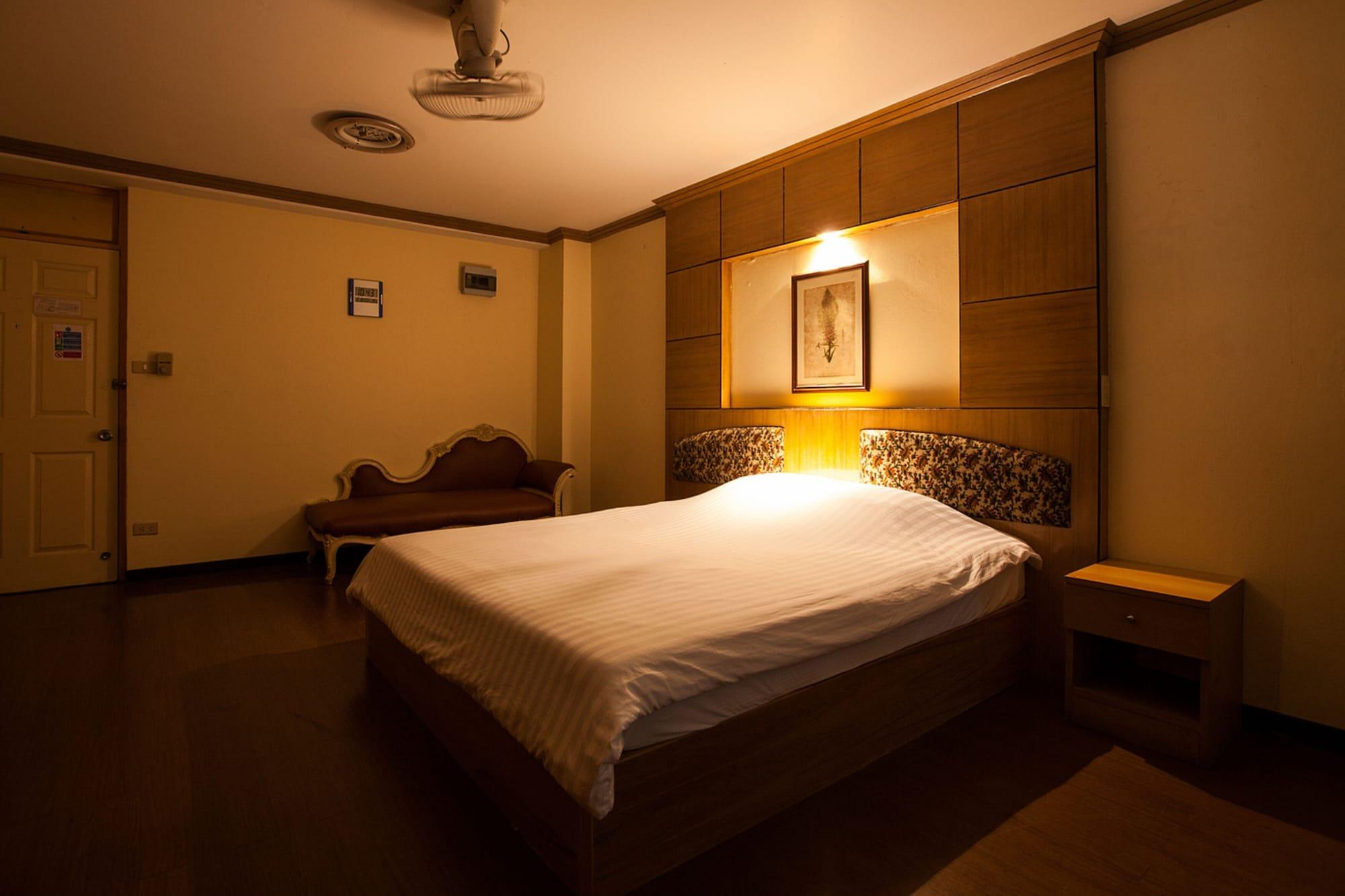 The Aiyapura Hotel Bangkok