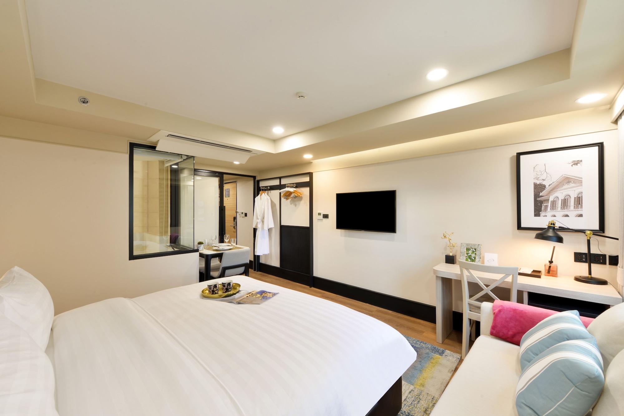 Oakwood & Hotel 4*