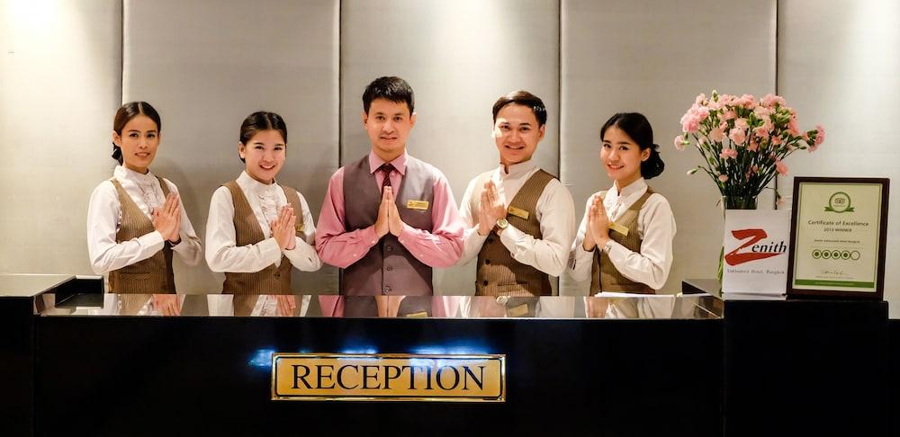 Zenith Sukhumvit Hotel