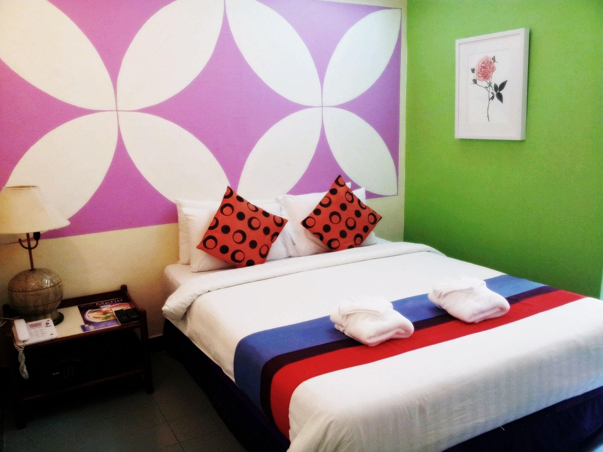 Sawasdee Sukhumvit Hotel