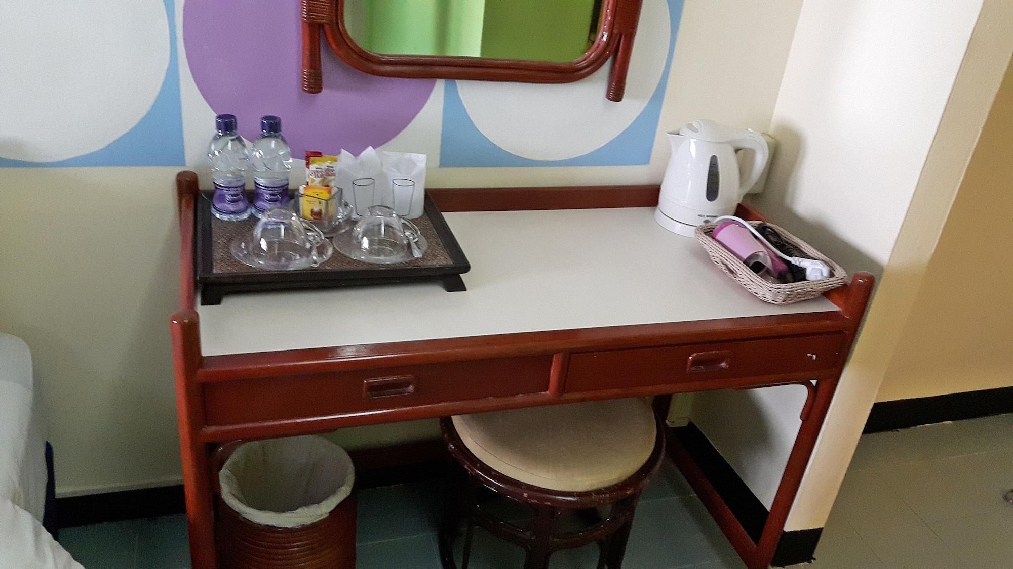 Sawasdee Sukhumvit Hotel 2*