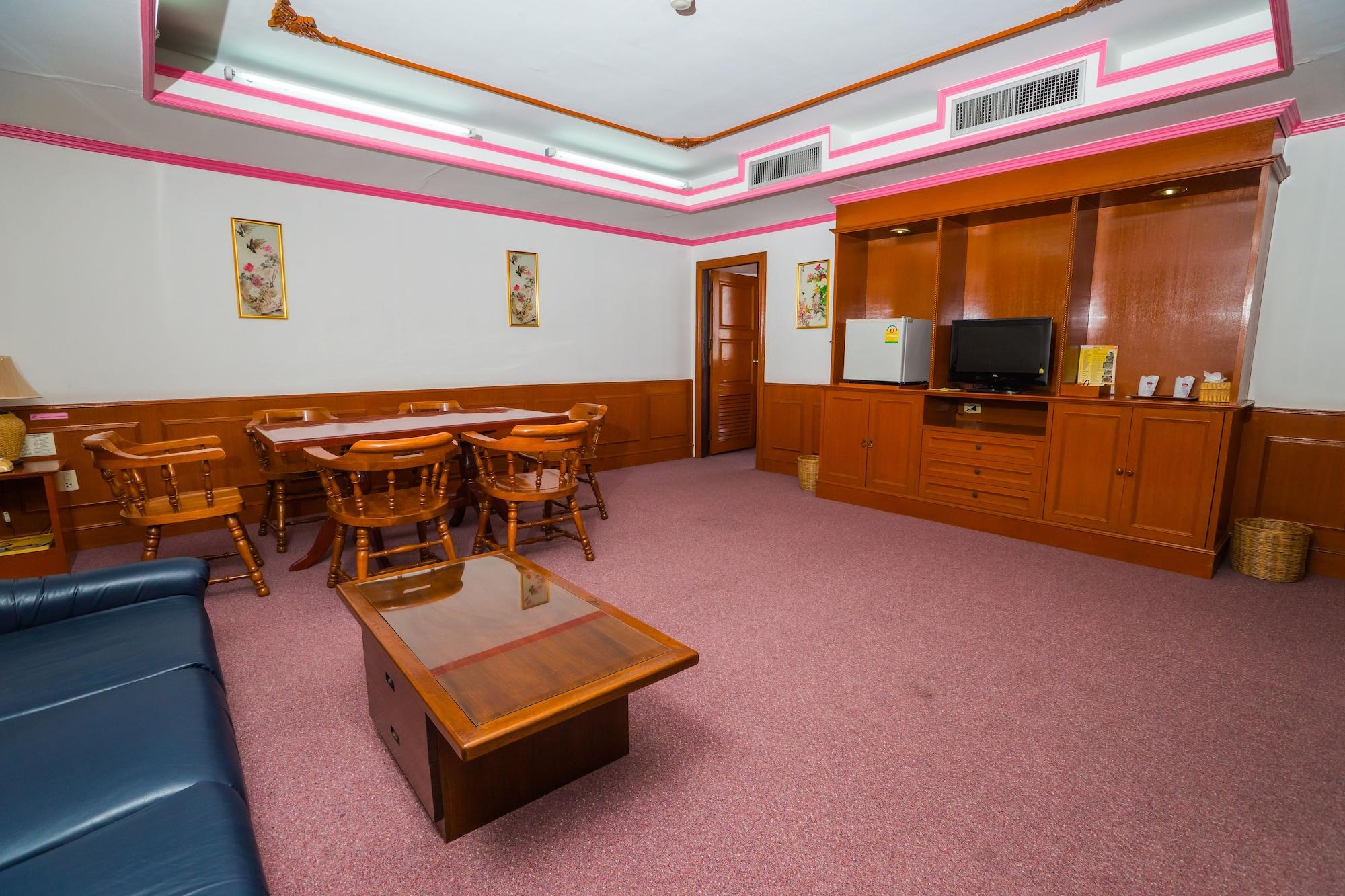 Elizabeth Hotel 3*