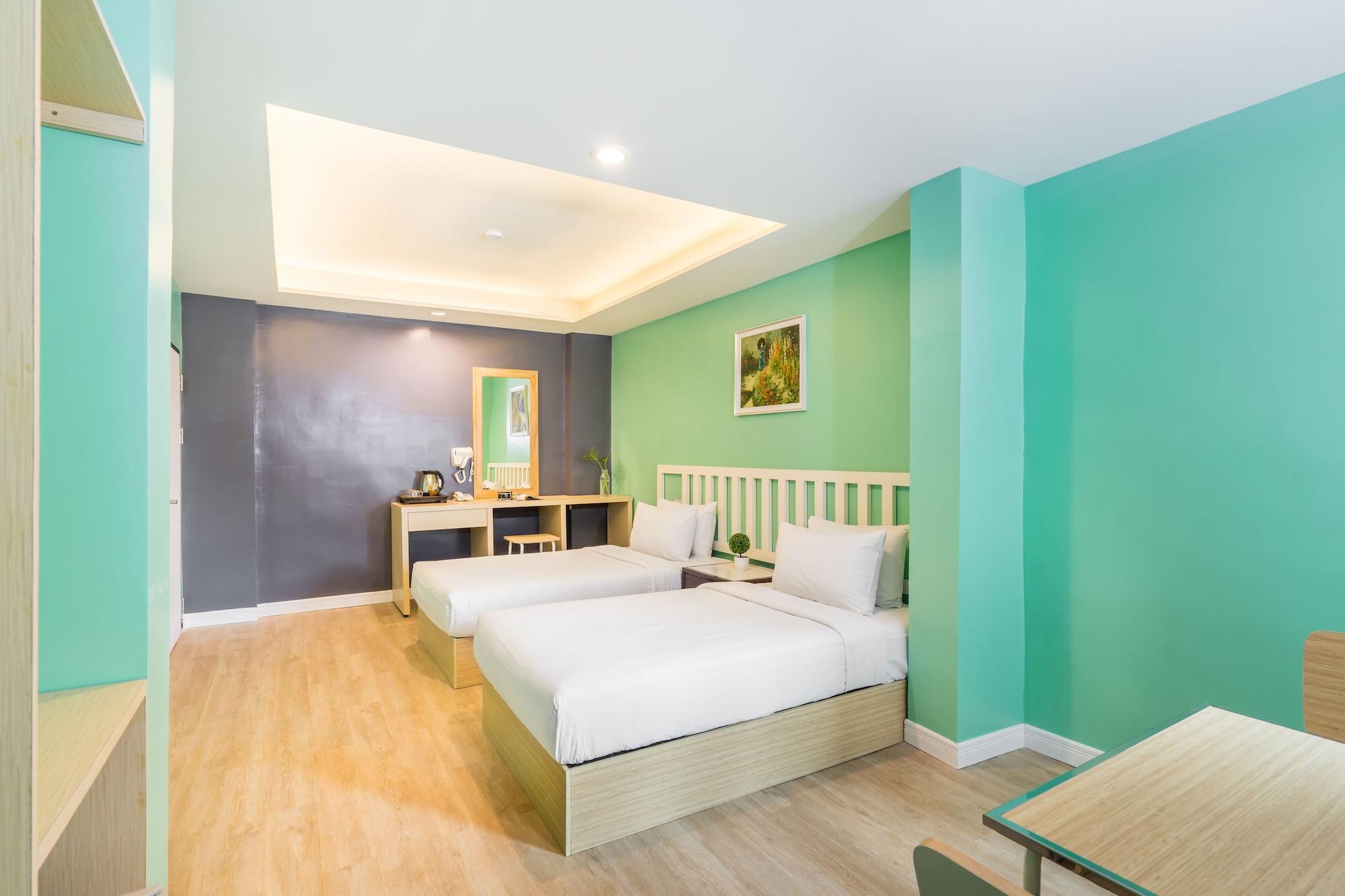 Ratchada Point Hotel 3*