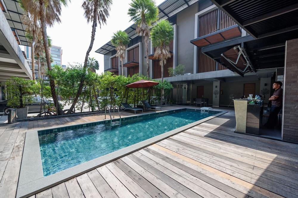 Siam Swana Hotel 3*