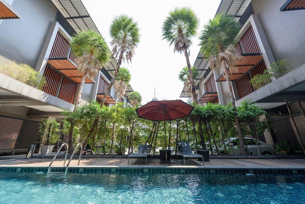 Siam Swana Hotel