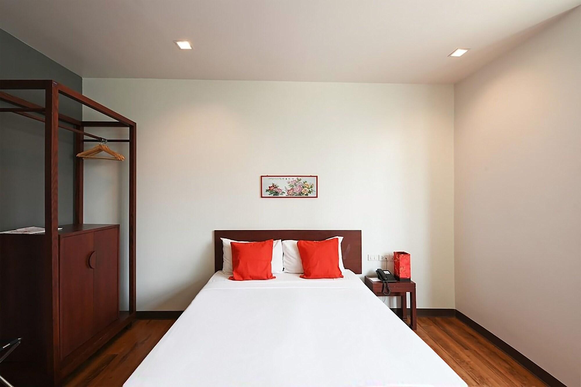 Ruamchitt Plaza Hotel