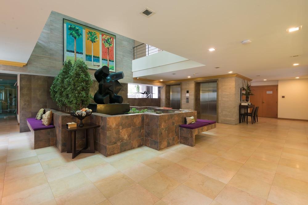 Aparthotel Cnc Heritage