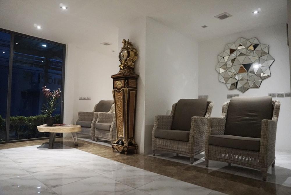Aspira G Sukhumvit 33 Hotel