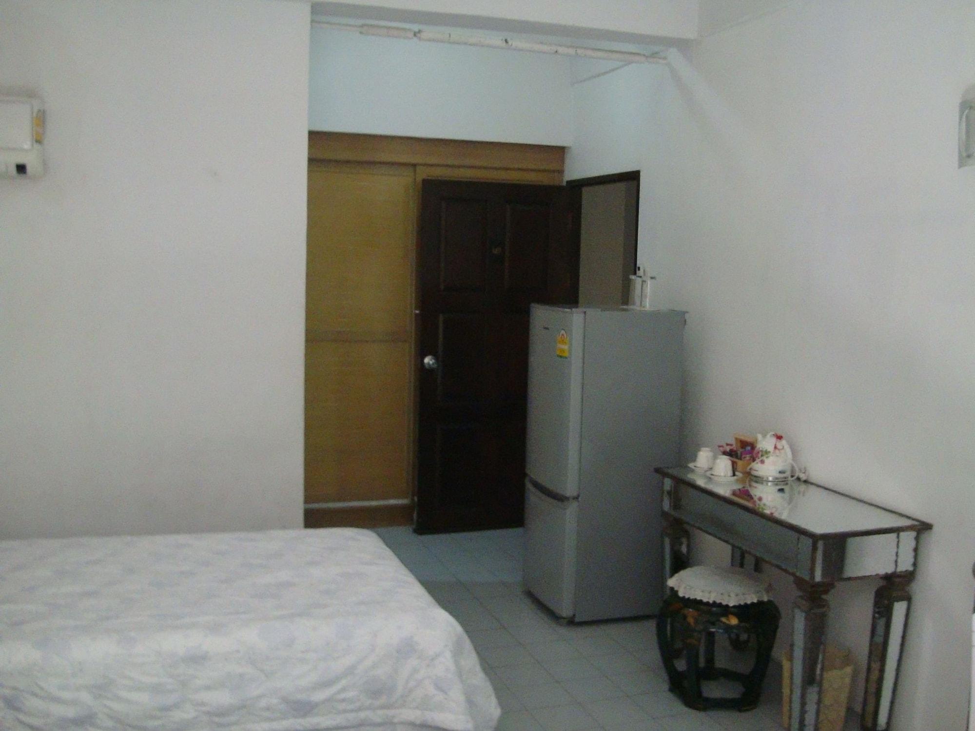 Tempat Tidur & Sarapan Oriental Smile 2*