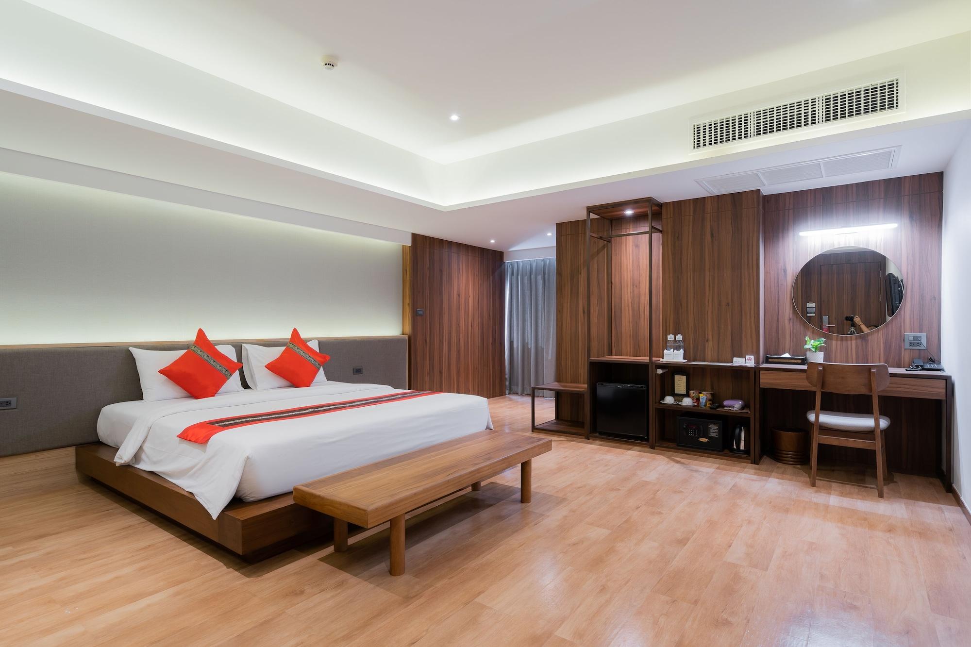 True Siam Phayathai 4*