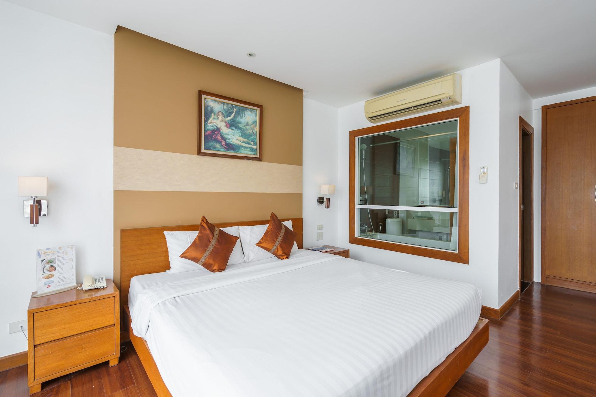 Lantana Hotel