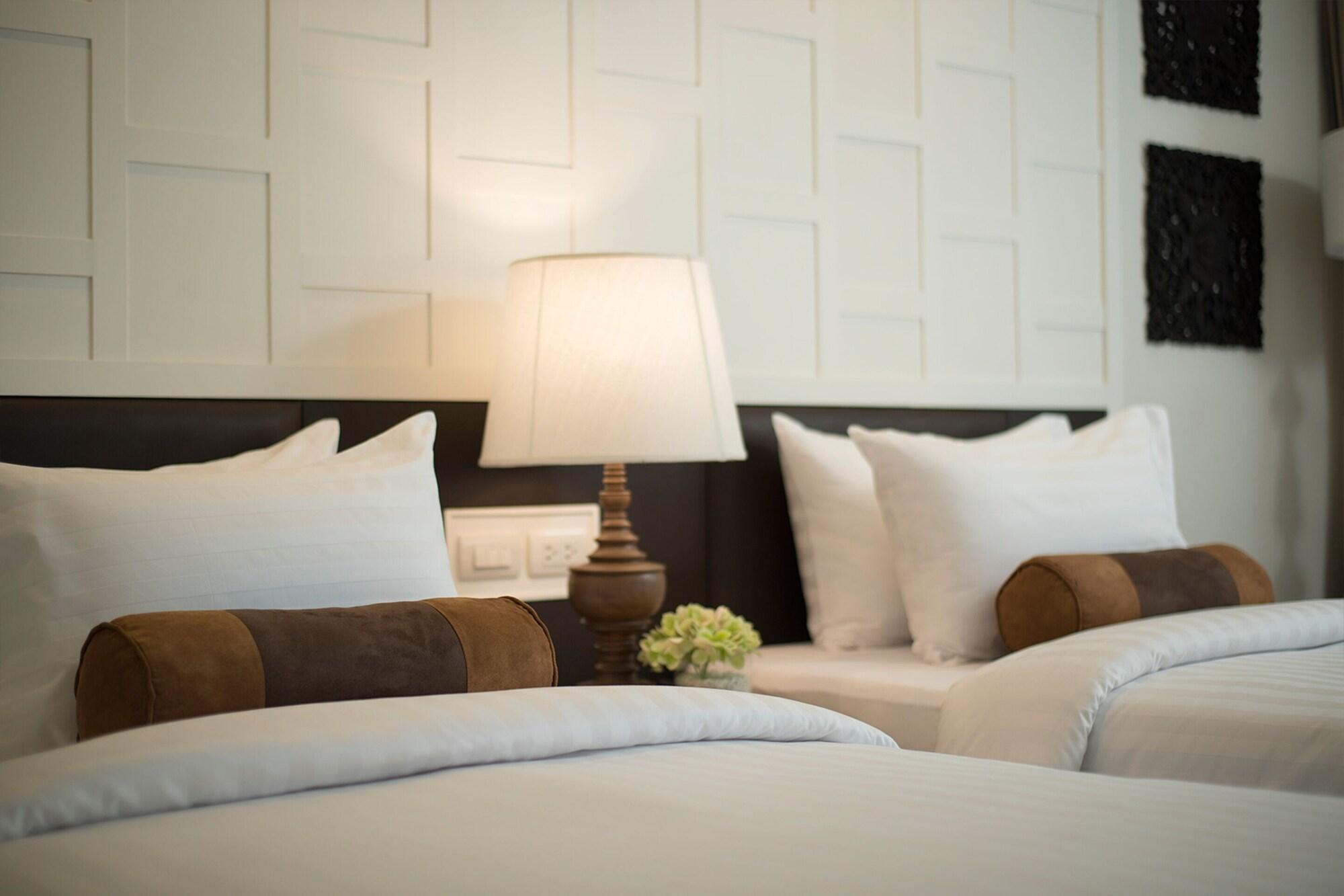 Casa Vimaya Riverside - Sha Extra Hotel Bangkok