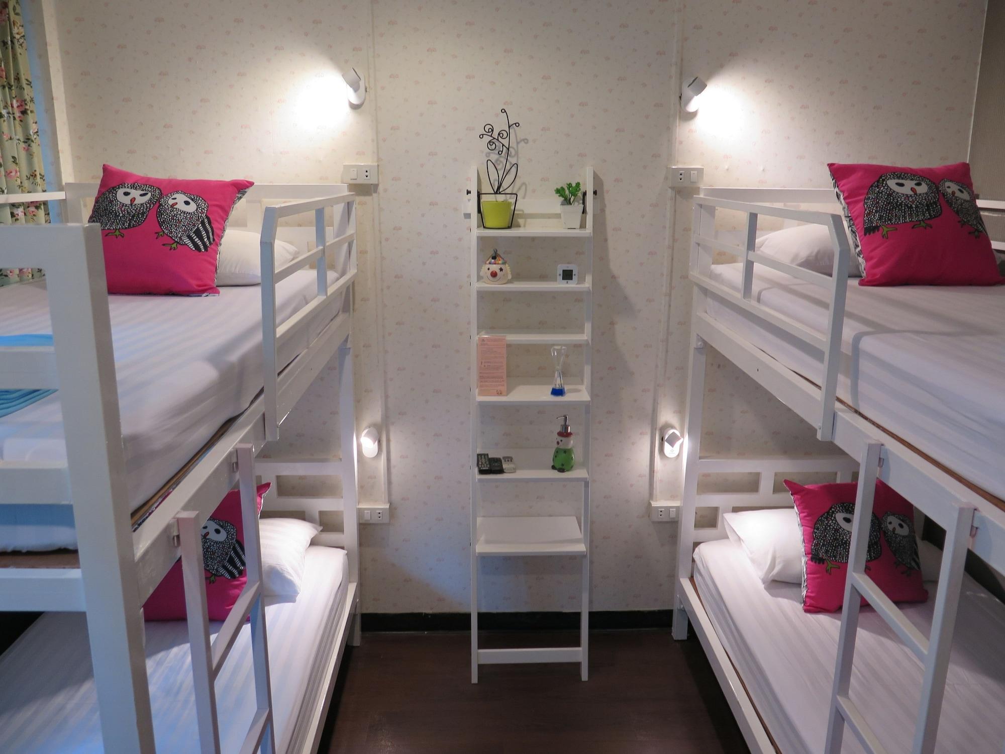 I-sleep Silom Asrama *