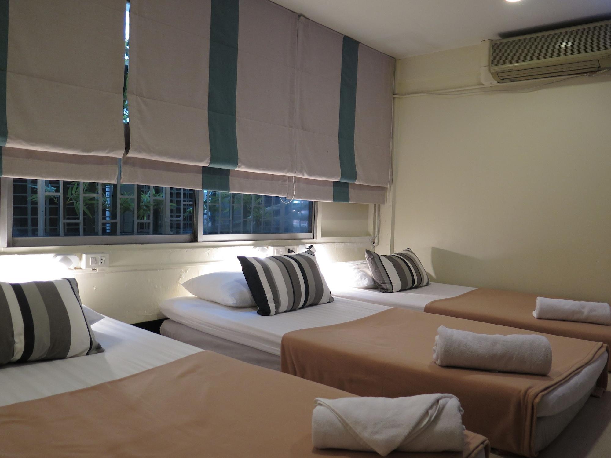I-sleep Silom Hostel