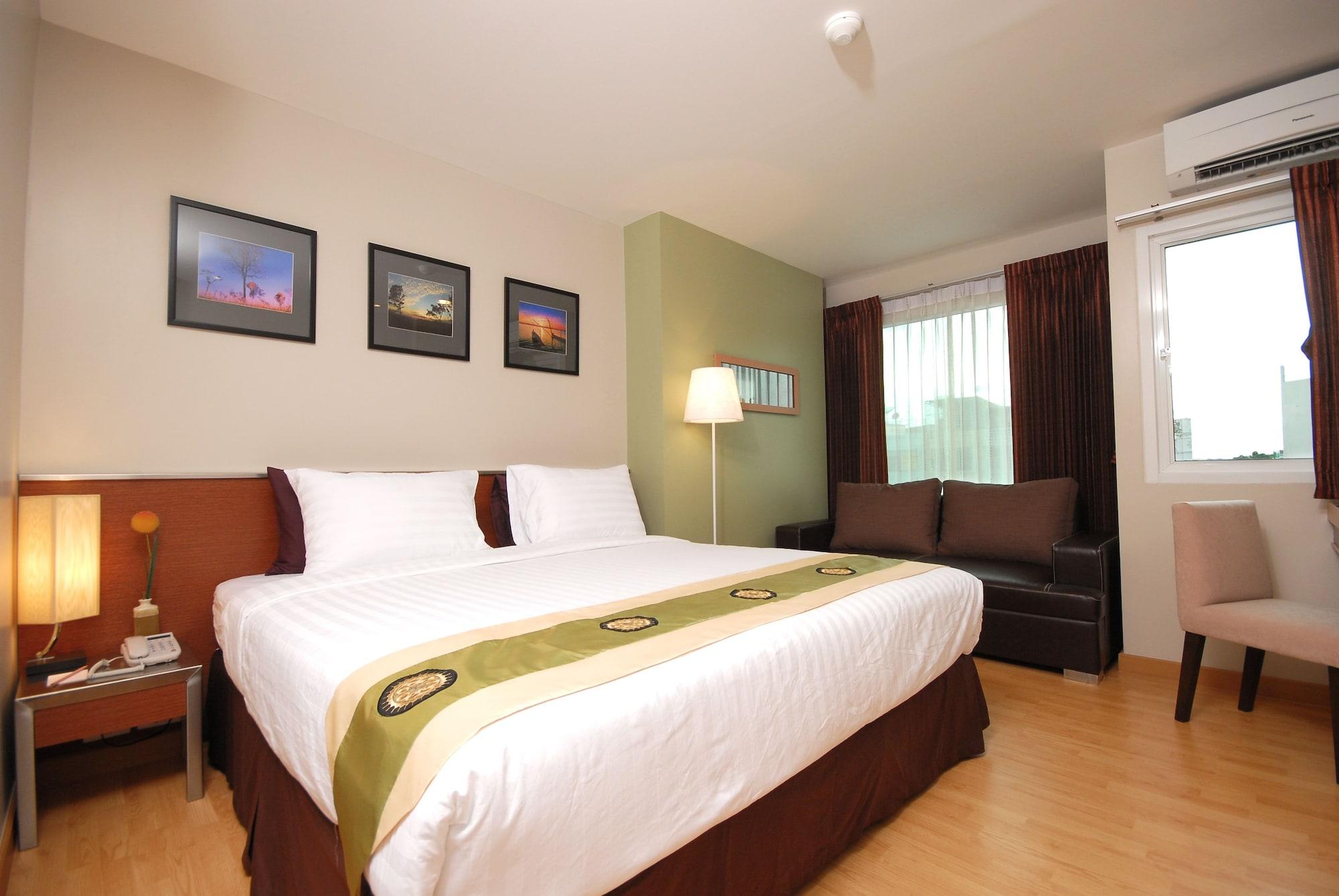 Loft Hotel