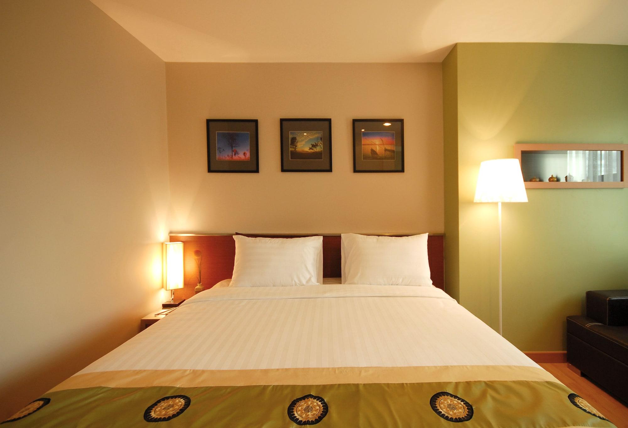 Loft Hotel 3*