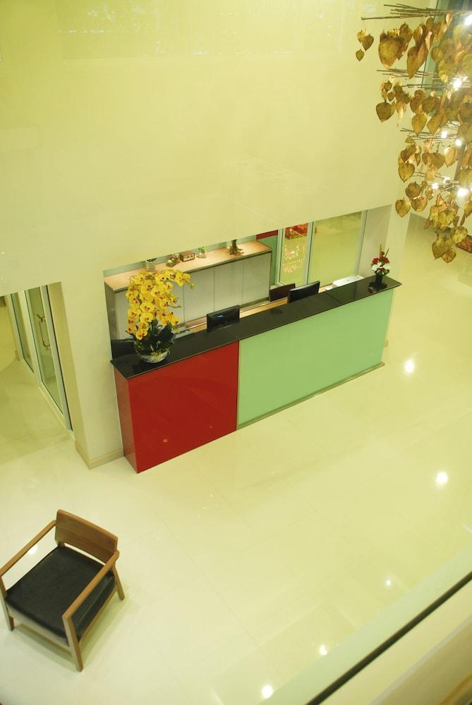 Loft Hotel