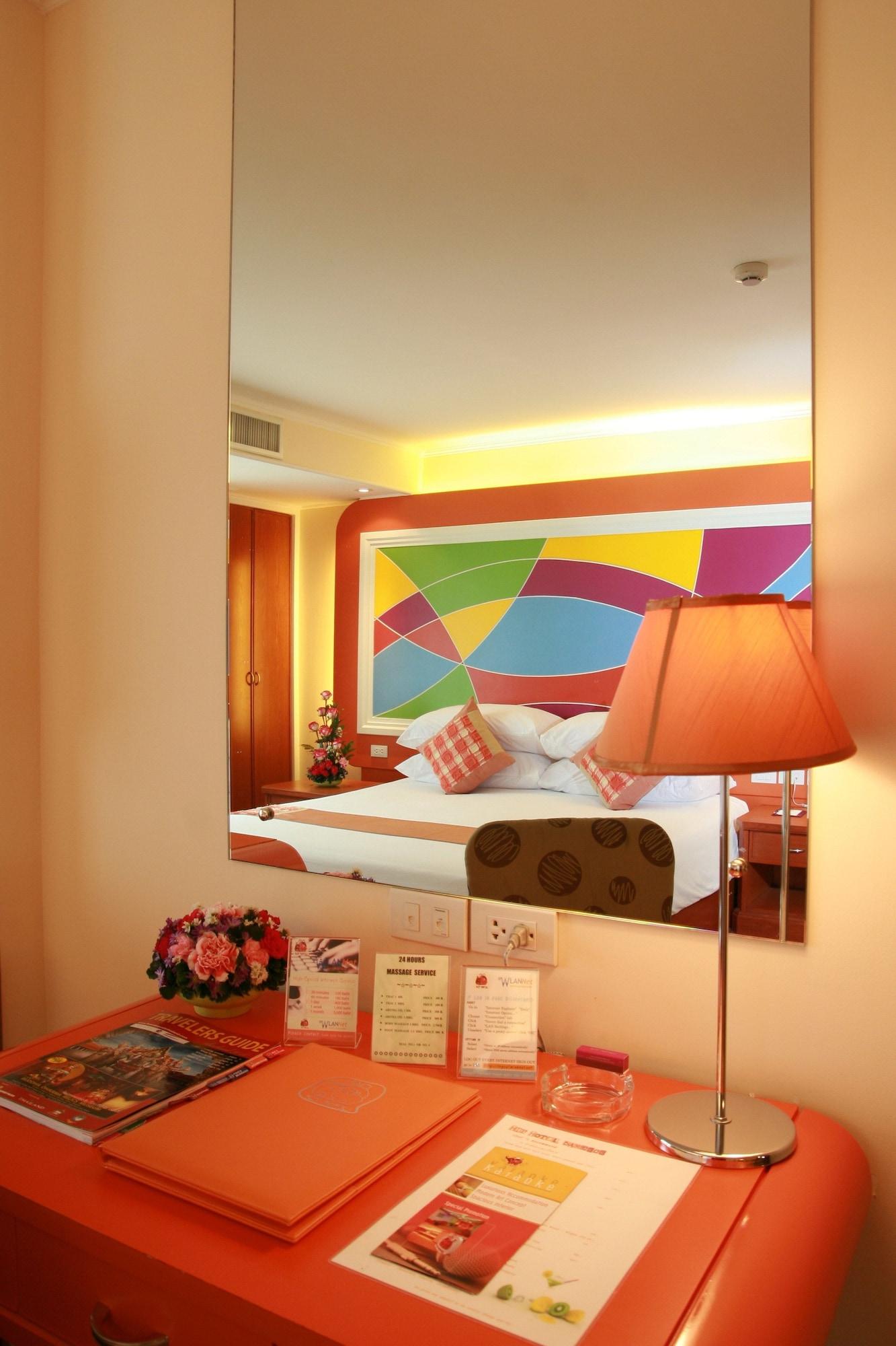 Hip Hotel 3*