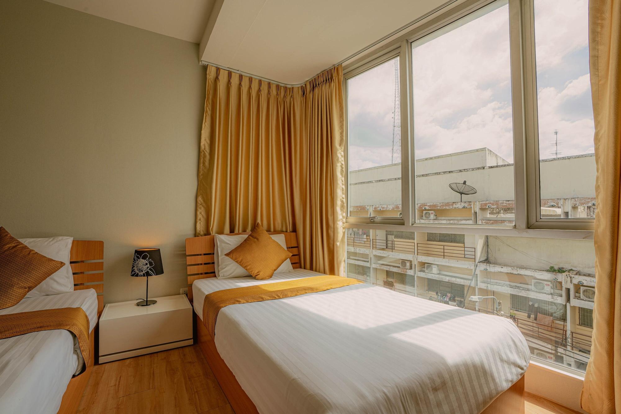 Peace Land Khaosan Hotel