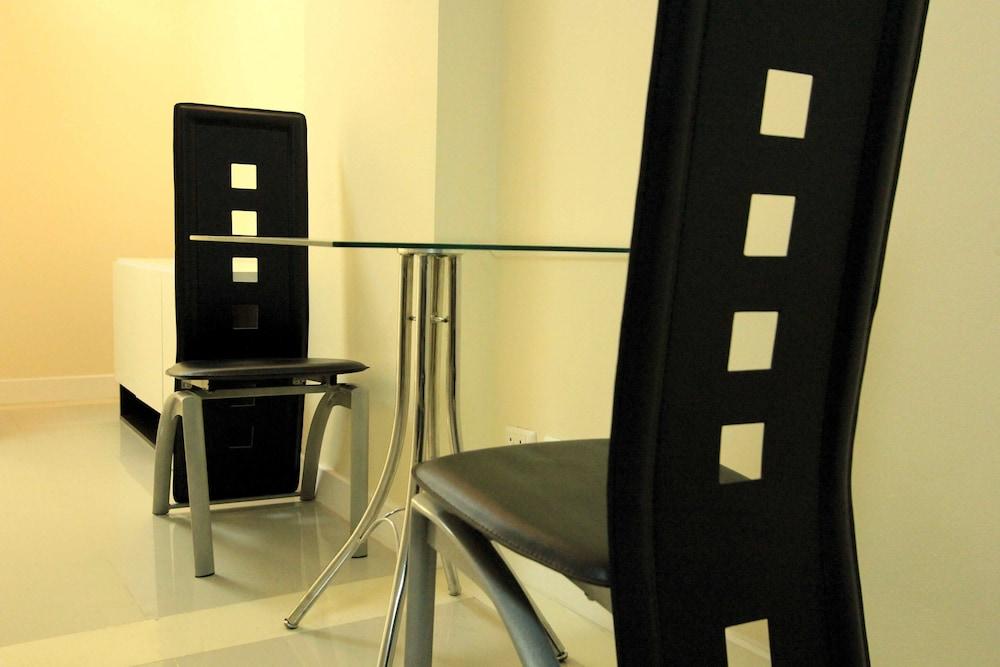 Grow Residences Hotel