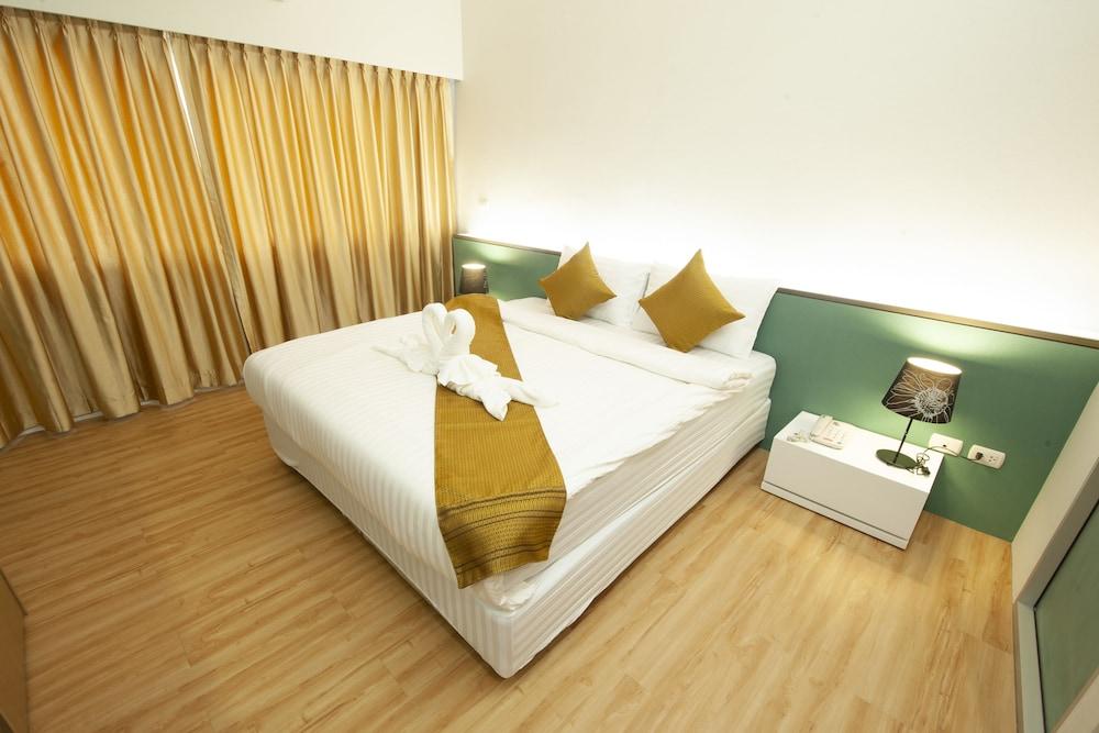 Peace Land Khaosan Hotel