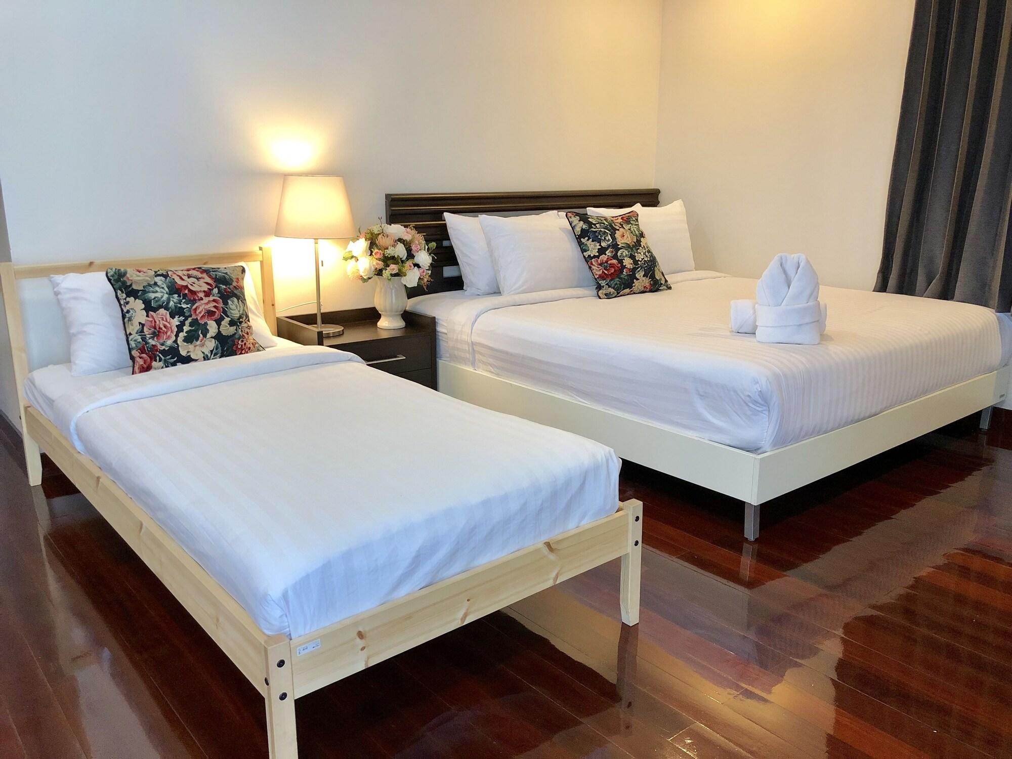 14 Place Sukhumvit 3*