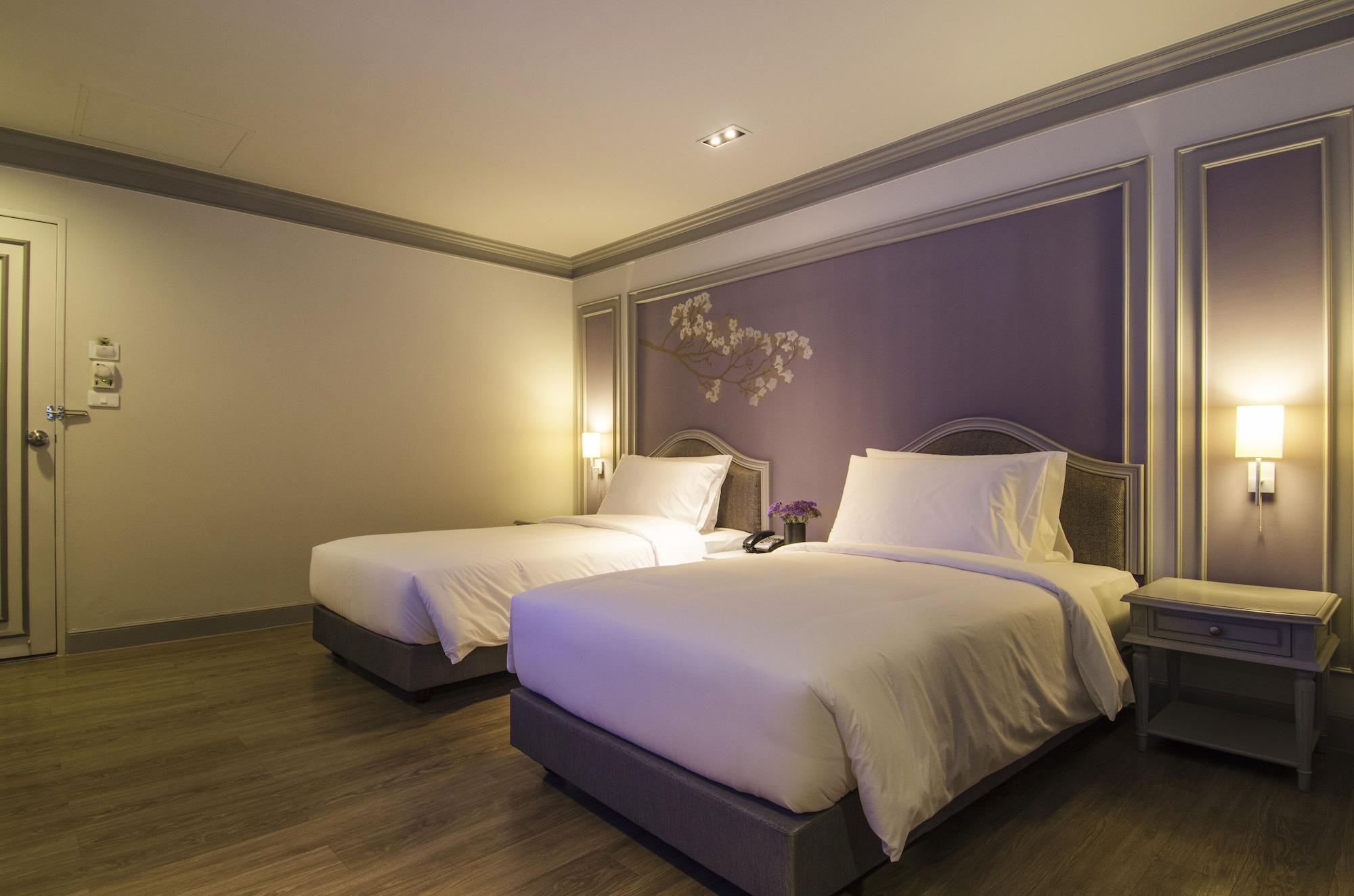 The Pantip Ladprao 5*