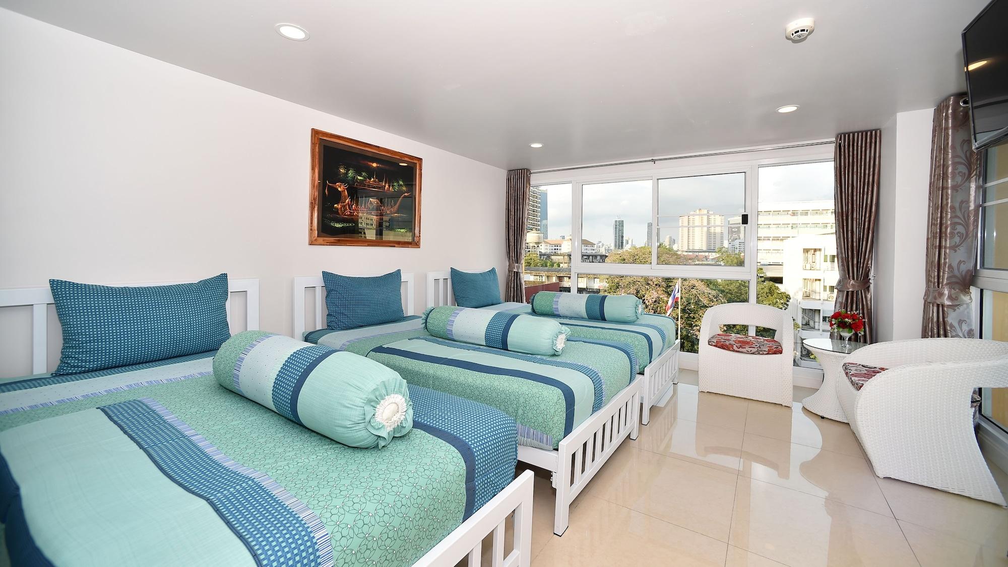 Hotel Parvena 3*